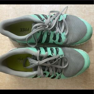 Nike 5.0 Run- sea foam green